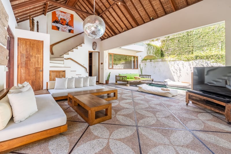 3 Bedroom Villa + Gym in Central Seminyak/Kuta 11