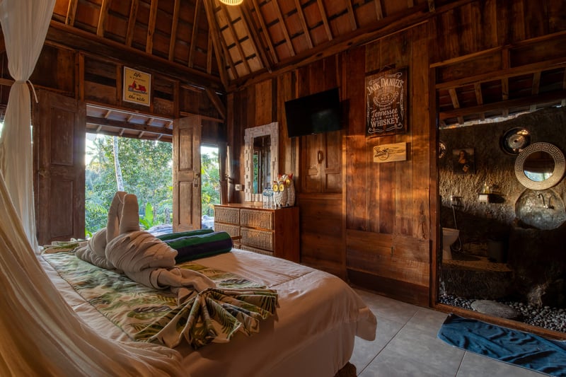 private jungle cabin + private poll + jungle view 14