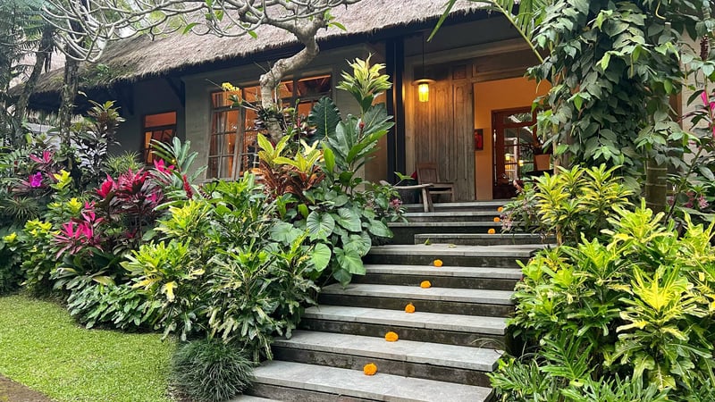 Balinese Antiques 2BR Villa 15 Mins to Ubud Centre — photo 3