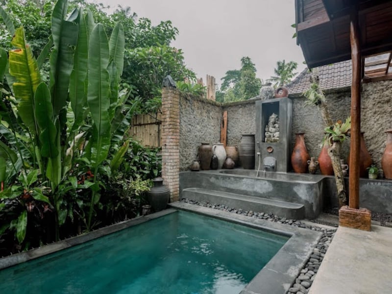 Pabuan Villa, private, bergaya etnik dan romantis — photo 5