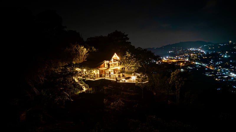 Cabin in the Clouds nestled in Bali's Mountains — photo 5