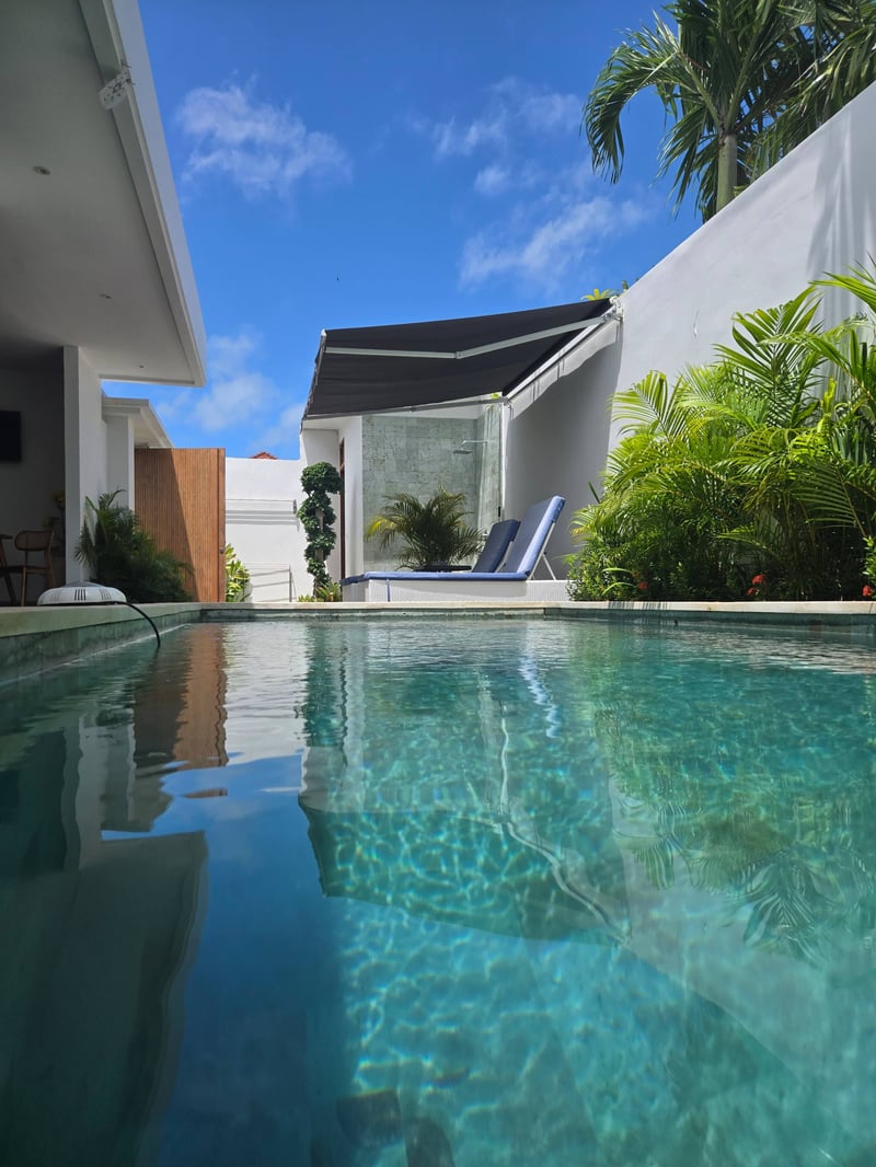 Sunflower Bali Villa 3BR Legian Double Six Beach 5