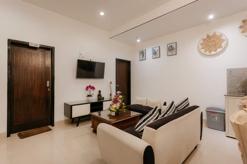 Villa Sri Seminyak - 3 Bedroom Stylish Pool Villa! 13