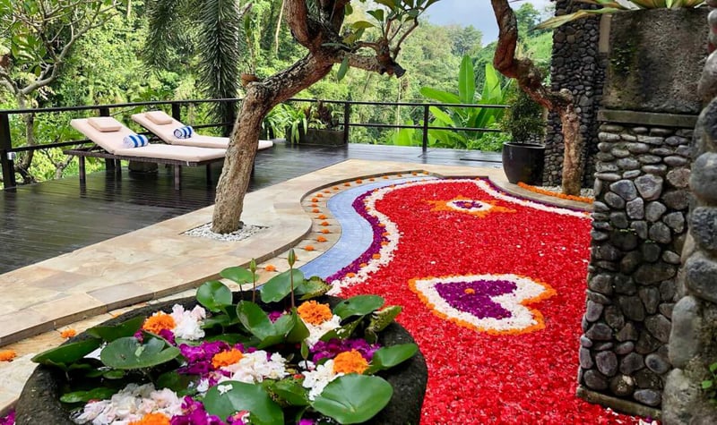 Hideout Jungle/River Villa @ VillaCellaBella 36