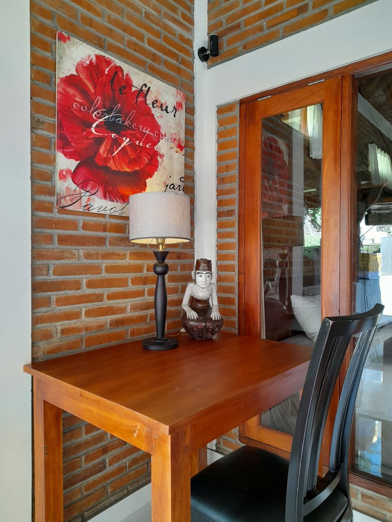 Deluxe Family Room 8