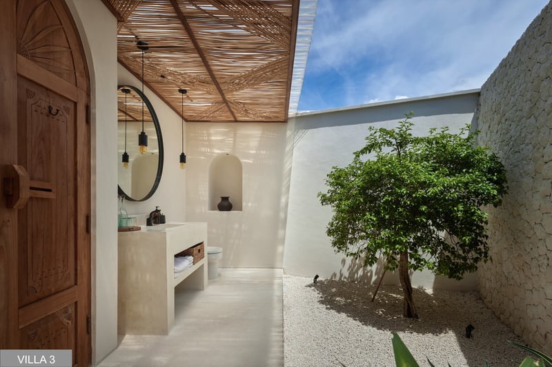 NEW Designer Luxury Villa in Seminyak near Beach 10