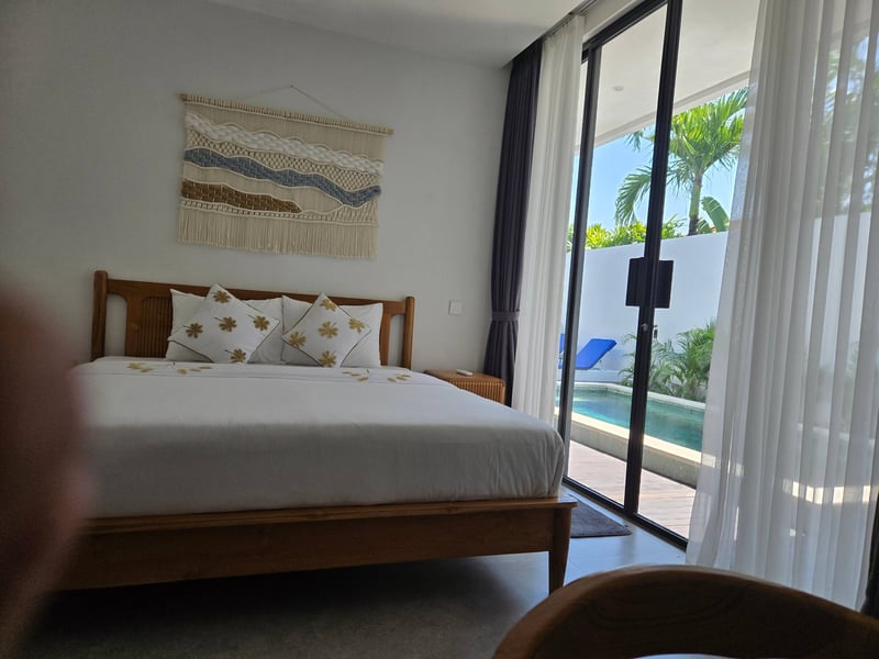 Sunflower Bali Villa 3BR Legian Double Six Beach 7