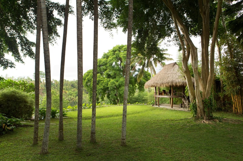 Kamaniiya River Villa Sayan 13