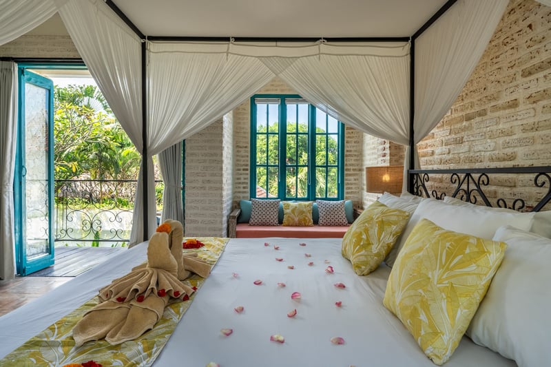 Villa Tyche Luxury 4BR Walk to beach & eat street 36