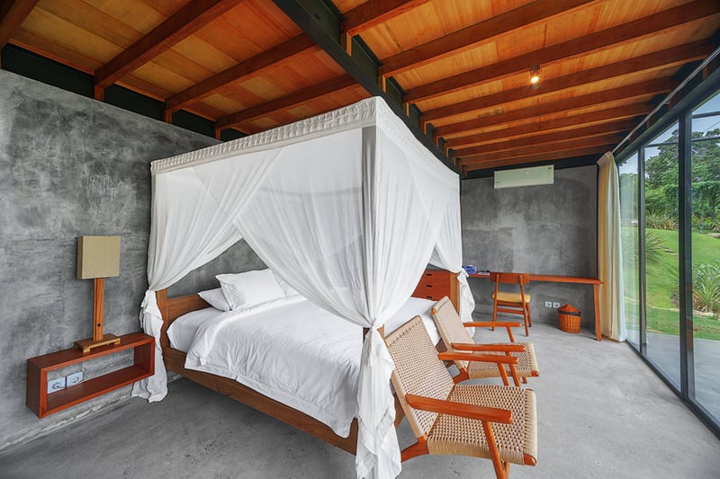 Villa Baja Barat 7