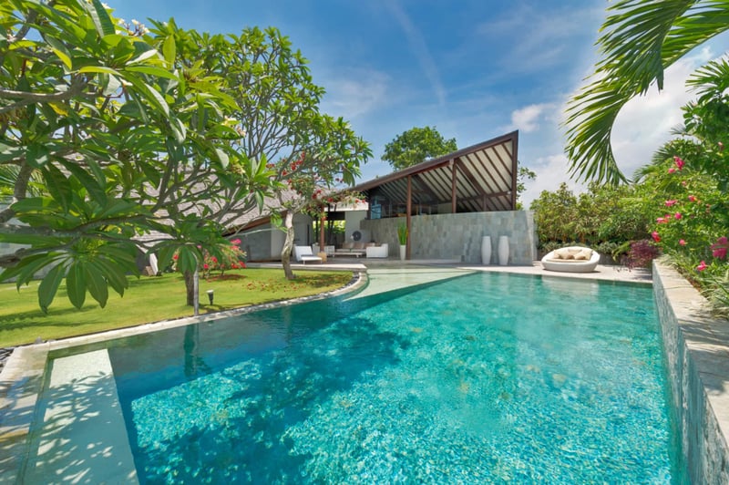 3BR Private Pool The Layar Designer Villas & Spa 6