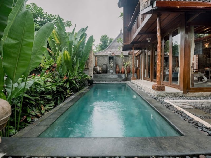 Pabuan Villa, private, bergaya etnik dan romantis 30