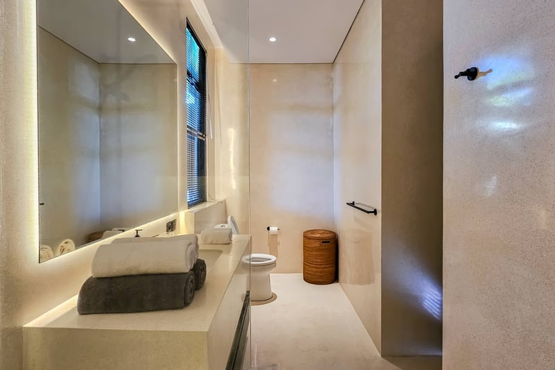 Lavatera Villa 24