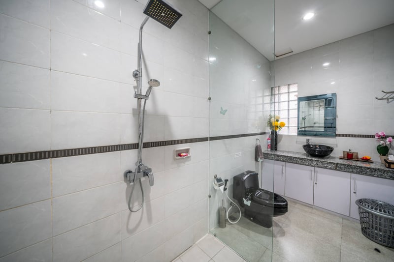 3 Bedroom Private Pool Villa in Kuta! 25