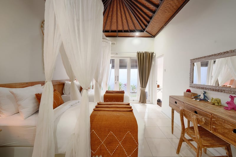 Charming 3 Bedroom Private Pool Villa in Seminyak 11