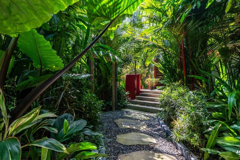 Luxury villa Lestari 1 with private pool in Ubud — photo 3