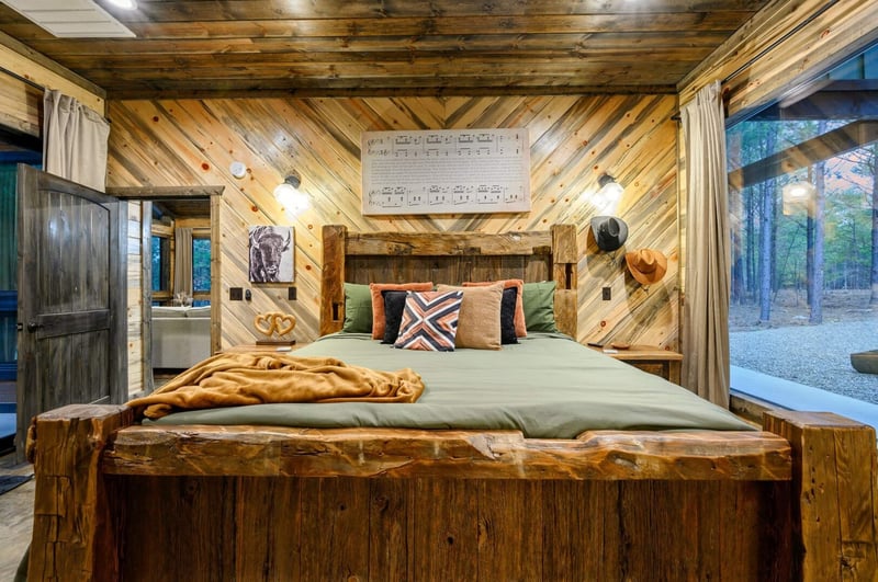 Relaxing Couples Cabin (ATV Trails) — photo 2