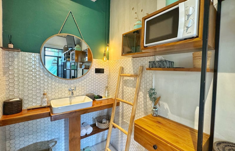 Stylish space, 2 mins walk to Kudeta Beach 35