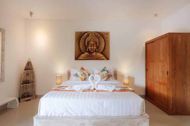 Villa Sri Seminyak - 3 Bedroom Stylish Pool Villa! 25