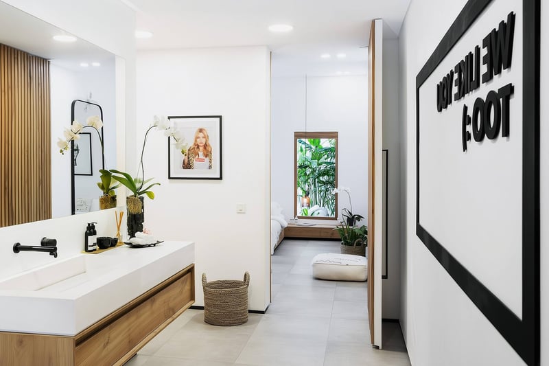 CONTEMPORARY POOL HOUSE - Seminyak 11