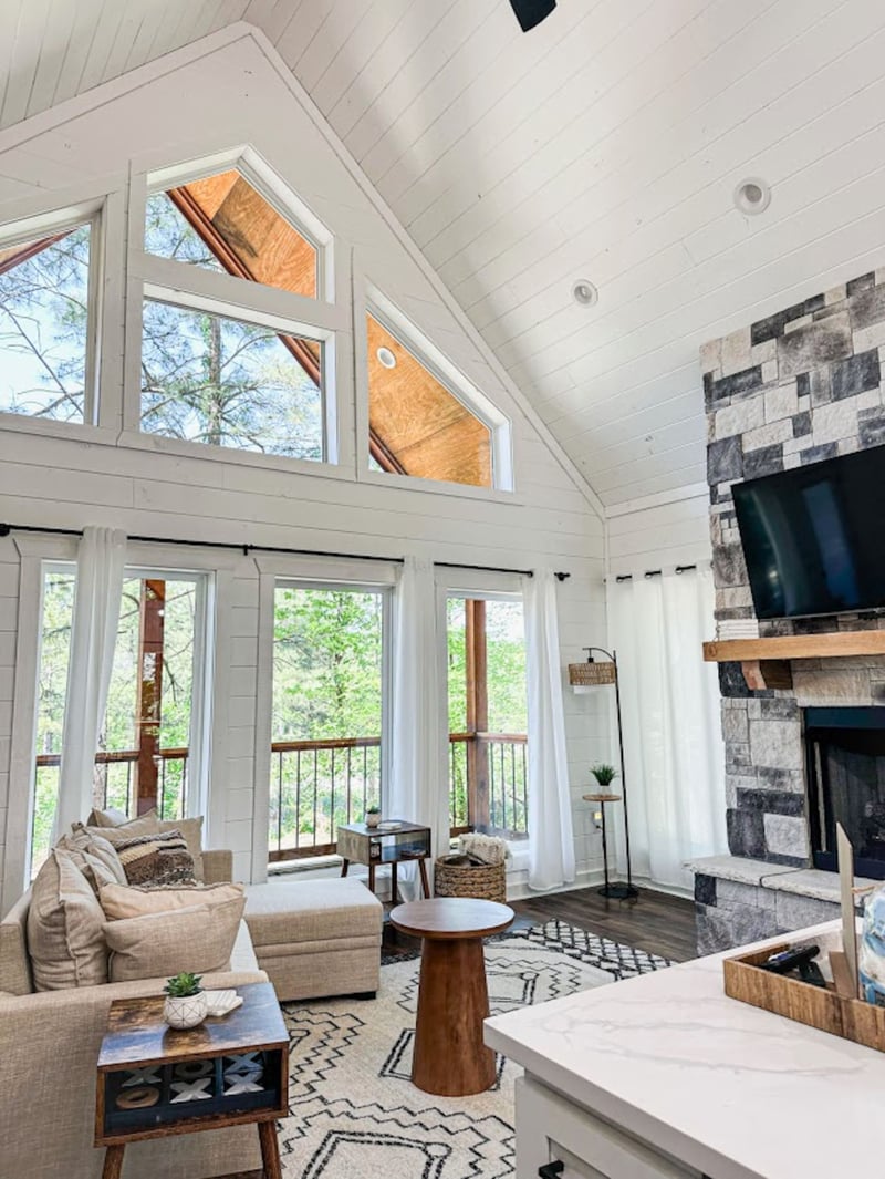 The Rehoboth Luxury Cabin — photo 4