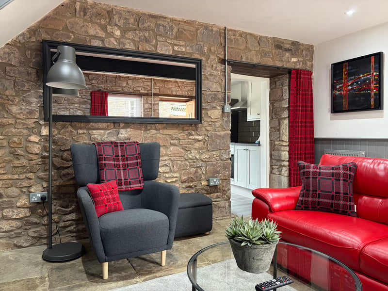 10 Crickhowell Cottages, Town Centre Location 12