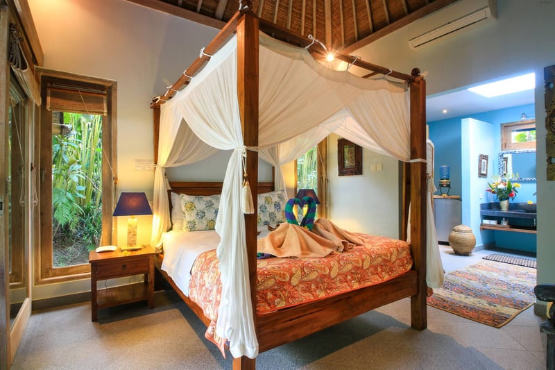 Boho Bungalow in the Rice Fields of Penestanan 36