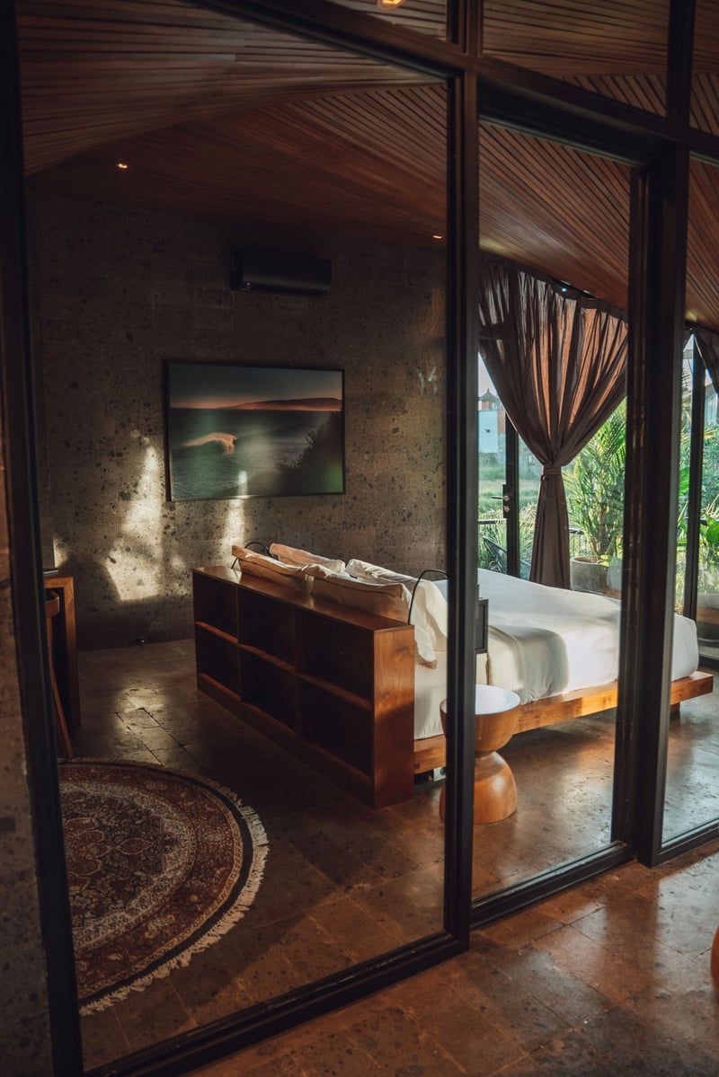 ALPHA HOUSE– Design villa w full concierge service 11