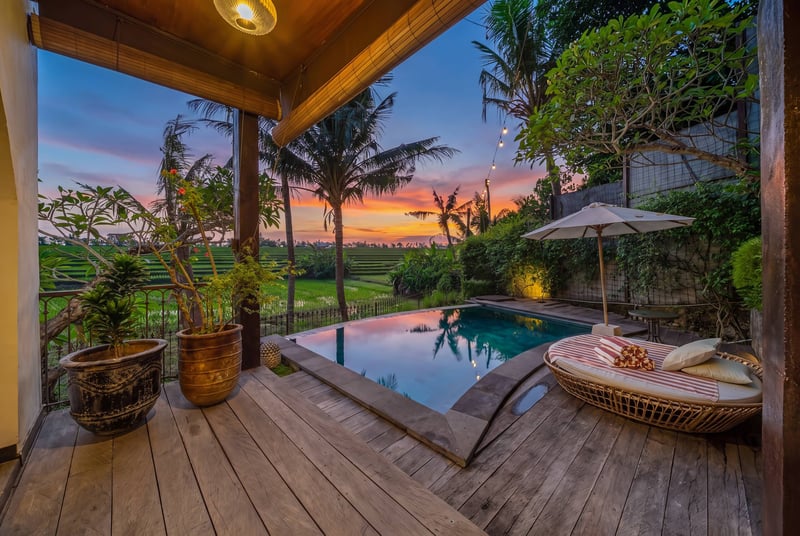 Yuka : Tropical Sunset Escape – 3BR Canggu Villa 40