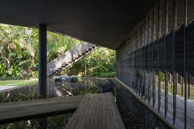Lost Villa | Award-Winning Estate + 5-Star Staff 17