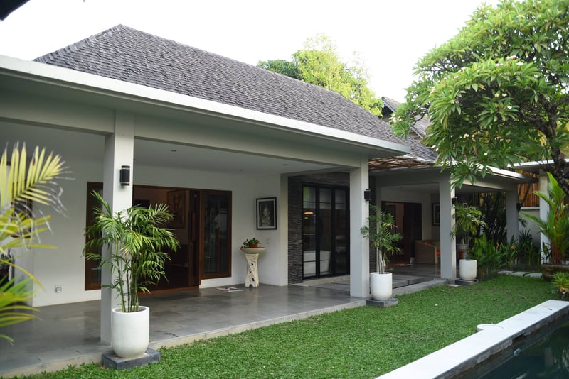 Walks to the beach - Villa with Gazebo 38
