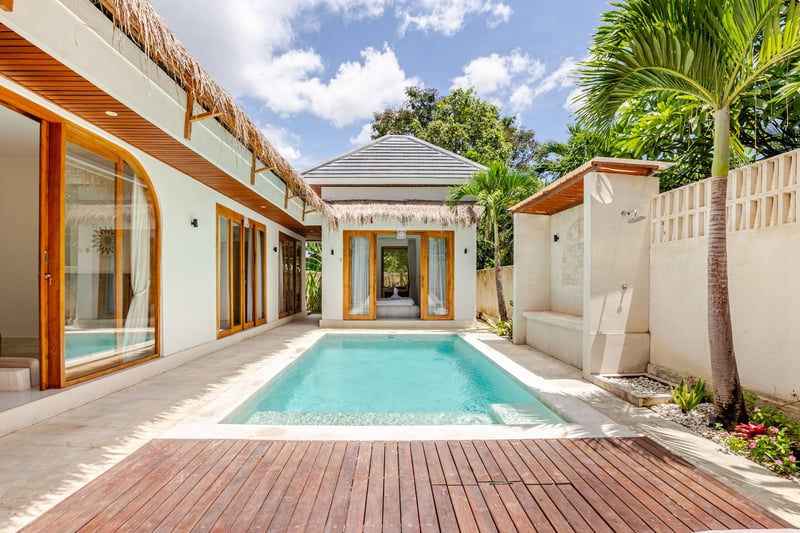 Chic 3BR Pool Villa • Canggu • Walk to Reload Gym 1