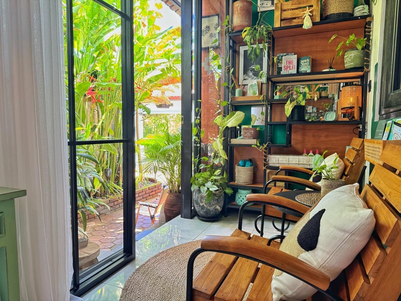 Stylish space, 2 mins walk to Kudeta Beach 1
