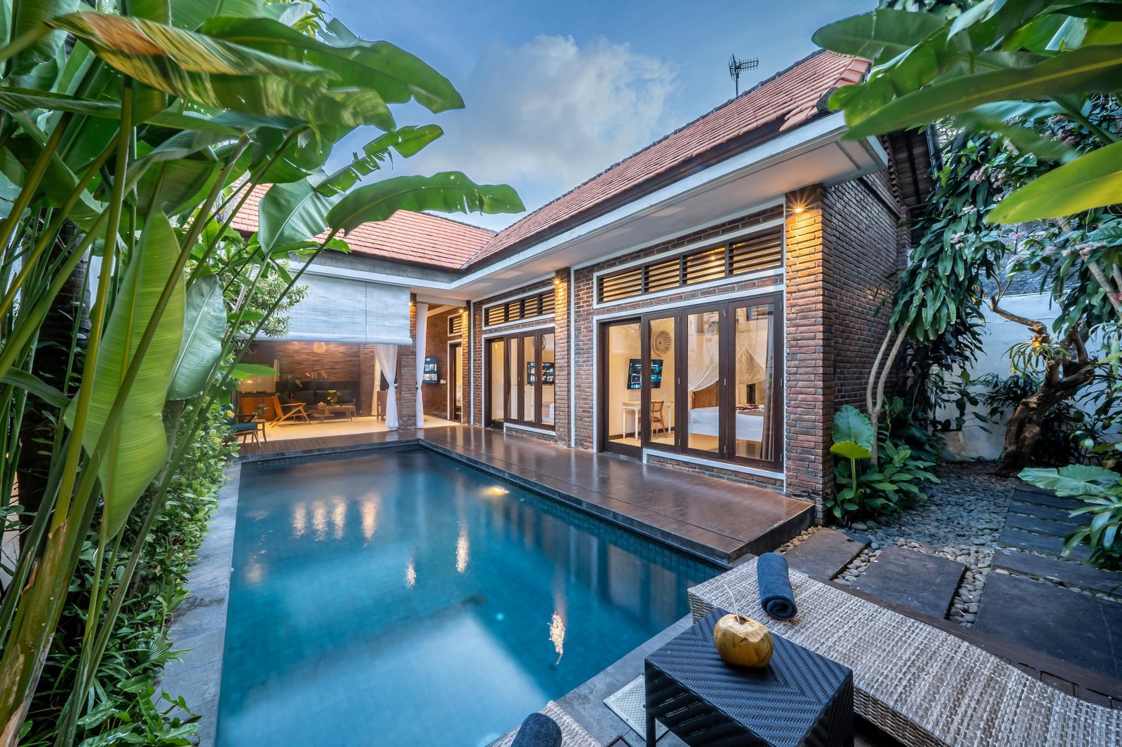 Villa Ascot - Peaceful Luxury Pool Villa- Seminyak — photo 2