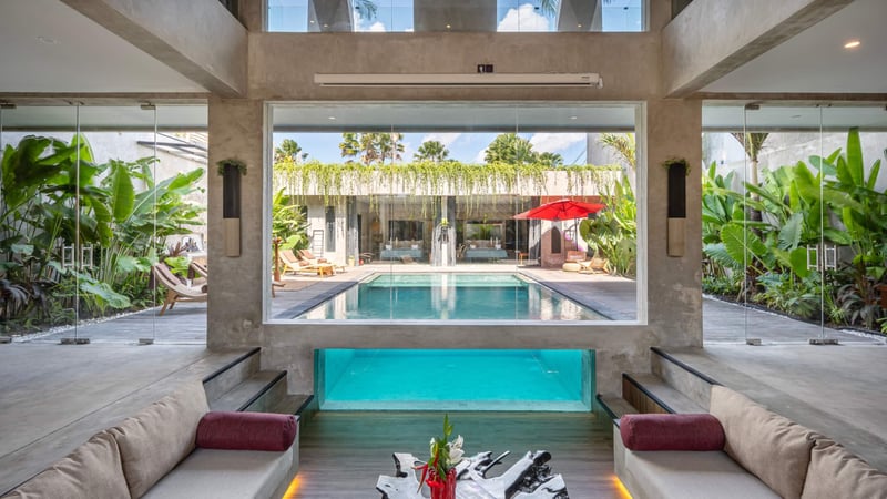 Artistic 4BD Villa with Private Pool & Jungle Vibe — photo 5