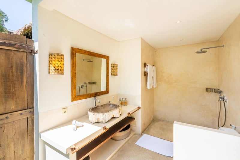 *Villas Ku Estate, 8 Bedroom with Gym in Seminyak 25