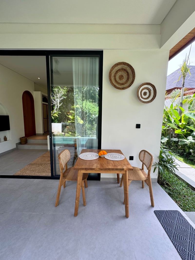 Romansa villa, a calm and tropical pool villa 22