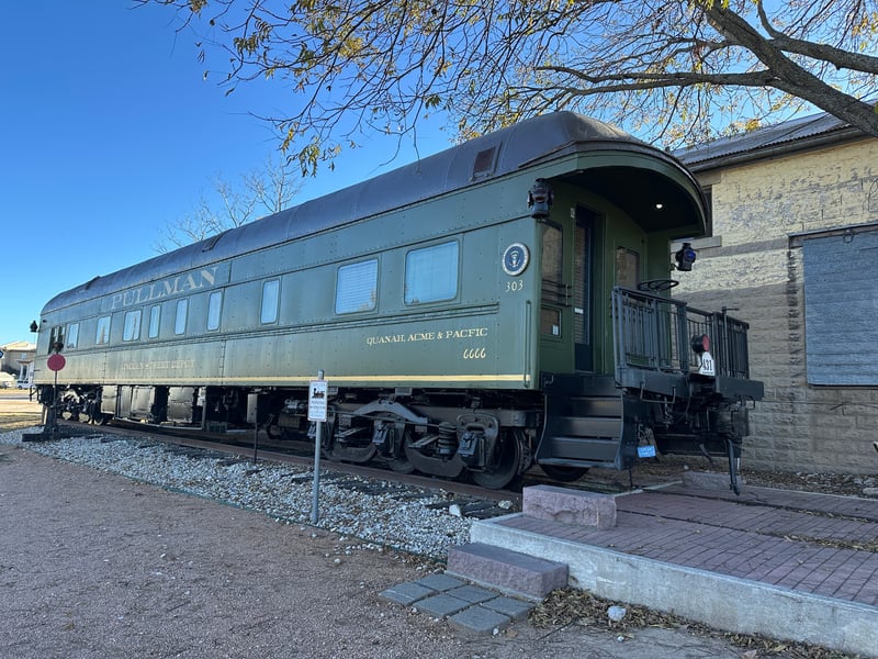 Pullman Train Car — photo 2