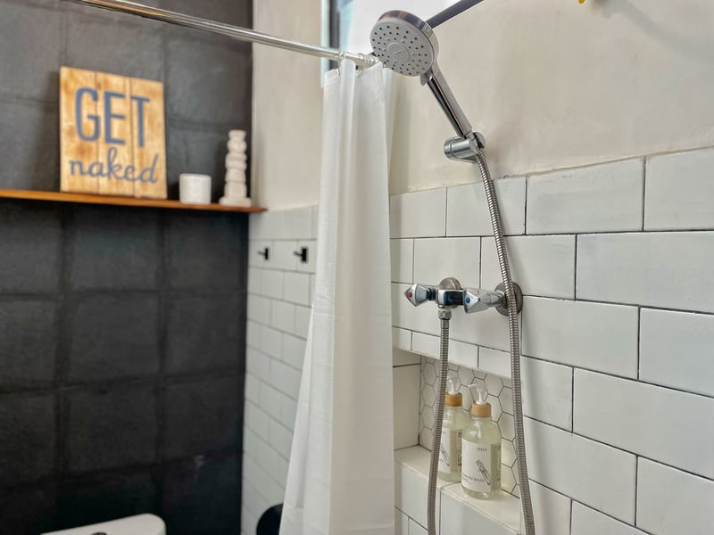 Stylish space, 2 mins walk to Kudeta Beach 14