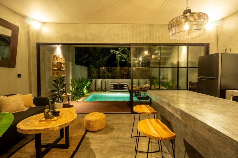 Casaluna Loft I - Private Townhouse with Pool 9