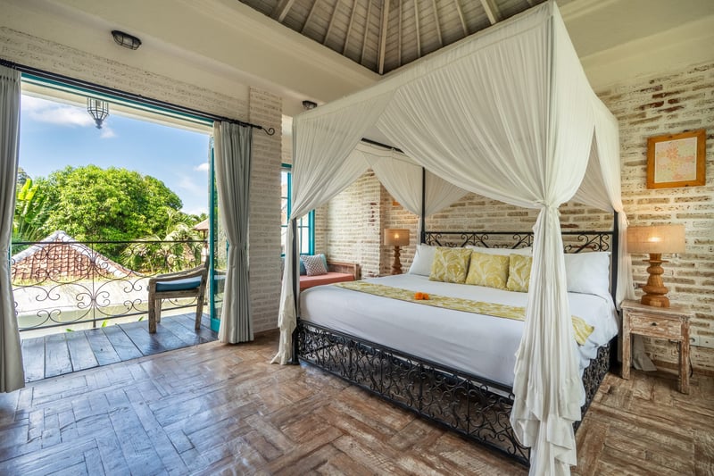 Villa Tyche Luxury 4BR Walk to beach & eat street 33