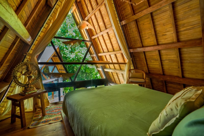 Unique, Fun & Cozy: The Chalet in the Heart of Ulu 19