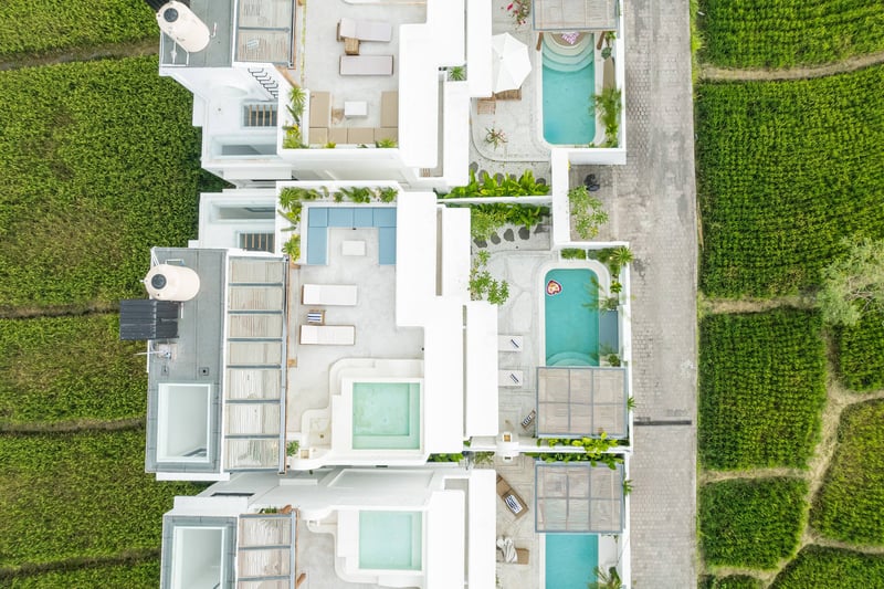 Seseh Beach 2BR Villa • Rooftop • Peaceful Stay — photo 3