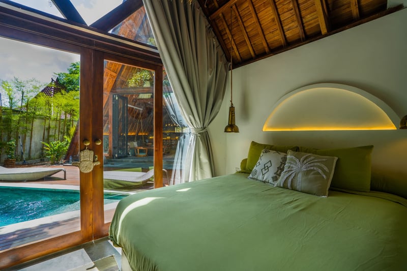 Cozy stay by the forest's edge 9
