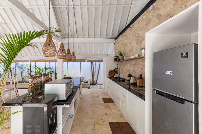 Romantic 2BR Pool Villa • Petitenget Hideaway 13