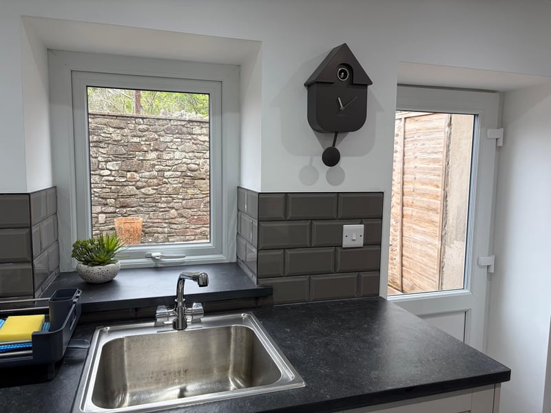 10 Crickhowell Cottages, Town Centre Location 22