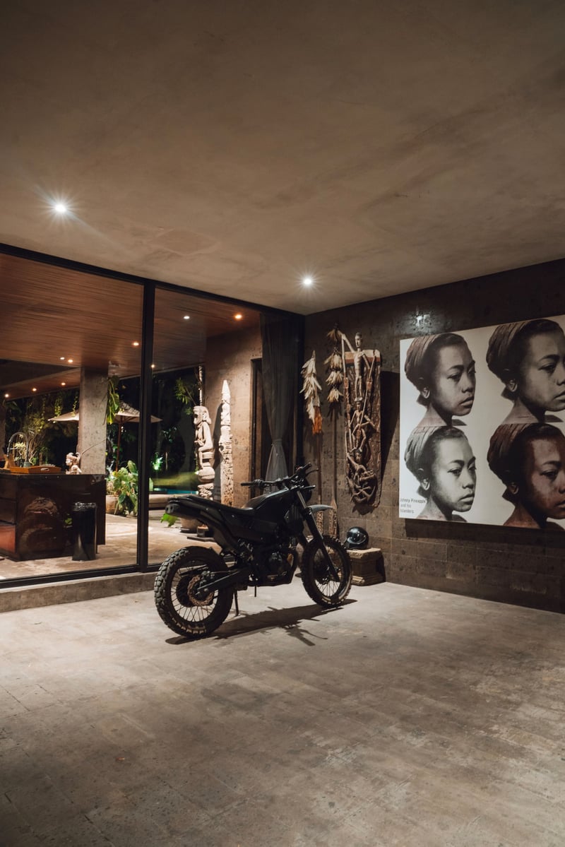 ALPHA HOUSE– Design villa w full concierge service 16