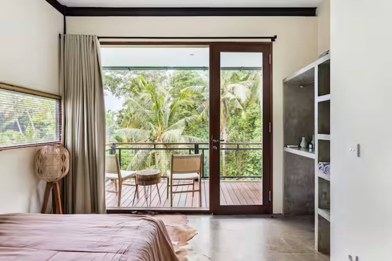 Modern 3BR Ubud Villa • Private Pool • Nature View 17
