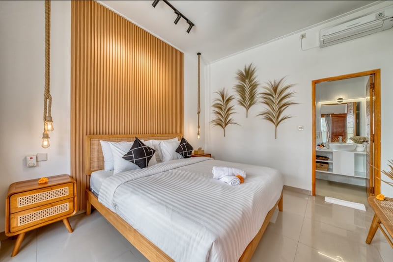 Holy's Villa 24