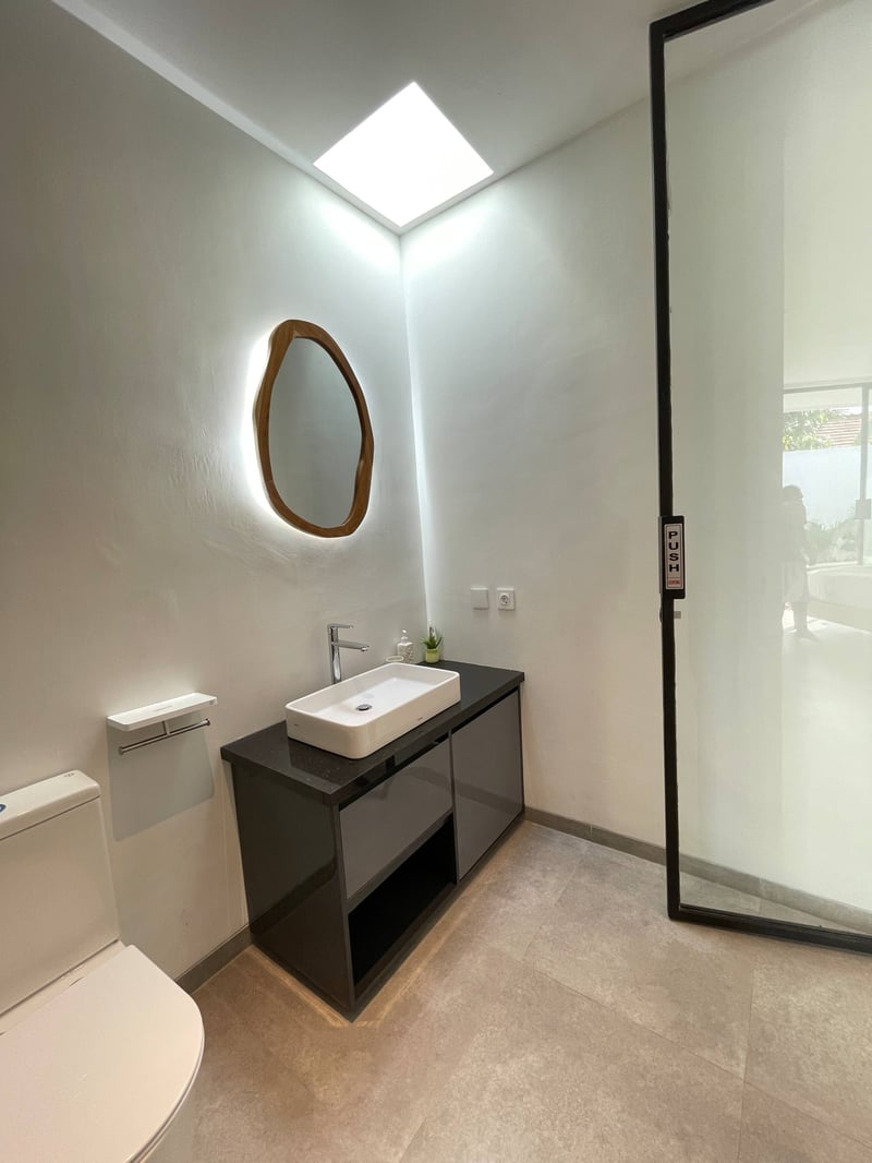 Sunflower Bali Villa 3BR Legian Double Six Beach 31
